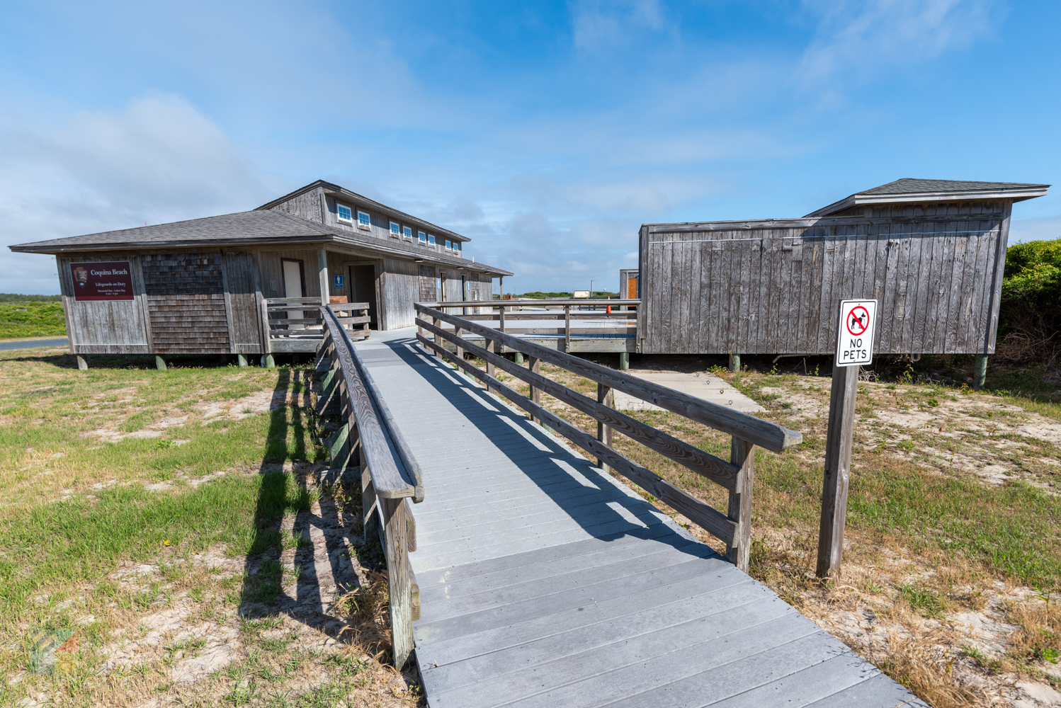 Coquina Beach facilities