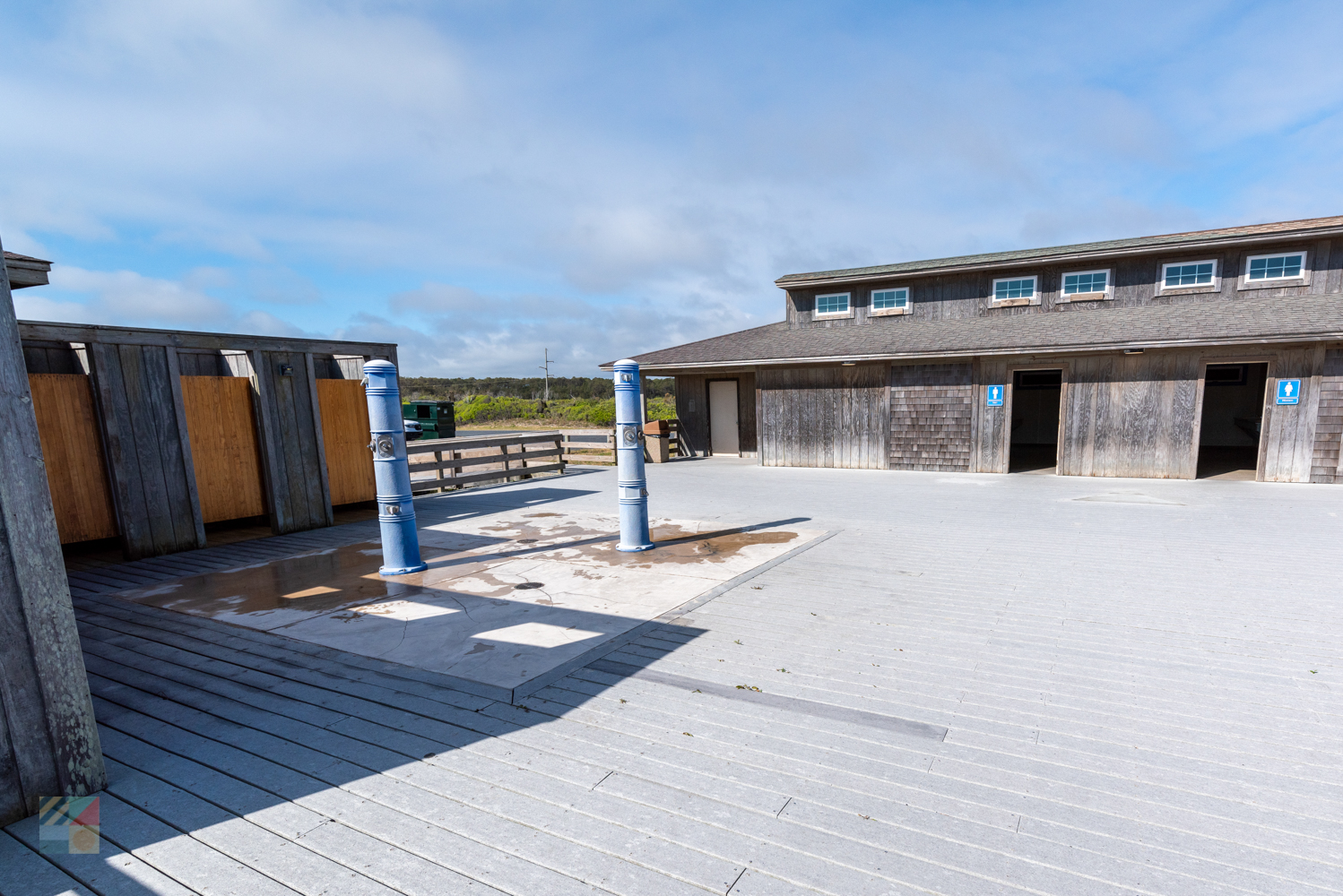 Coquina Beach facilities