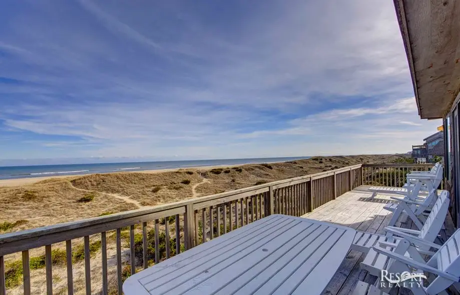 7592 - Barefoot Blessings