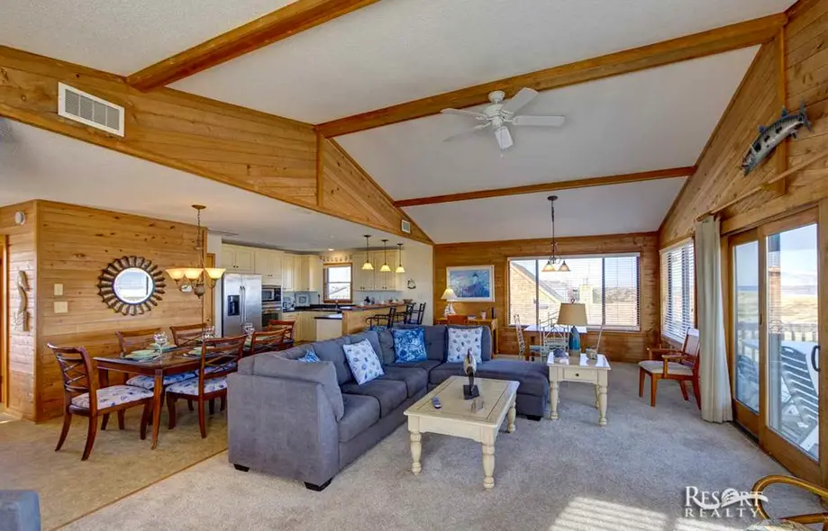 7592 - Barefoot Blessings