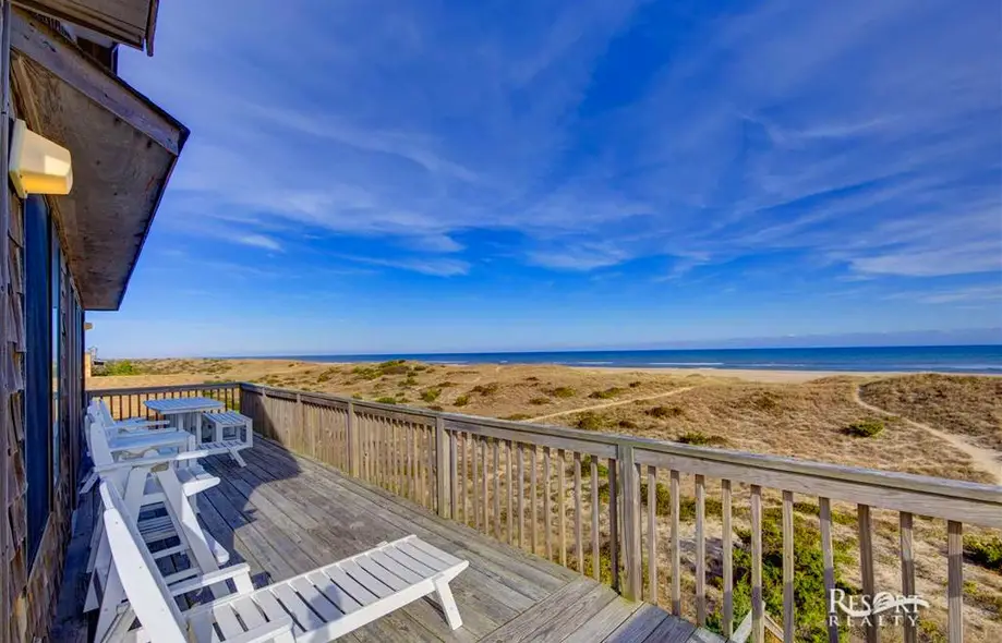 7592 - Barefoot Blessings