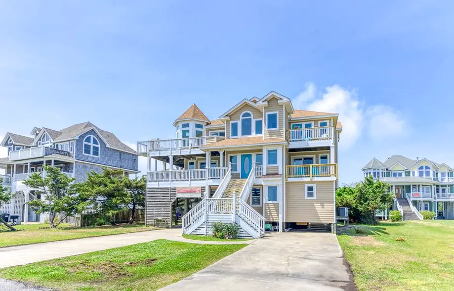 We Love The Beach S-102