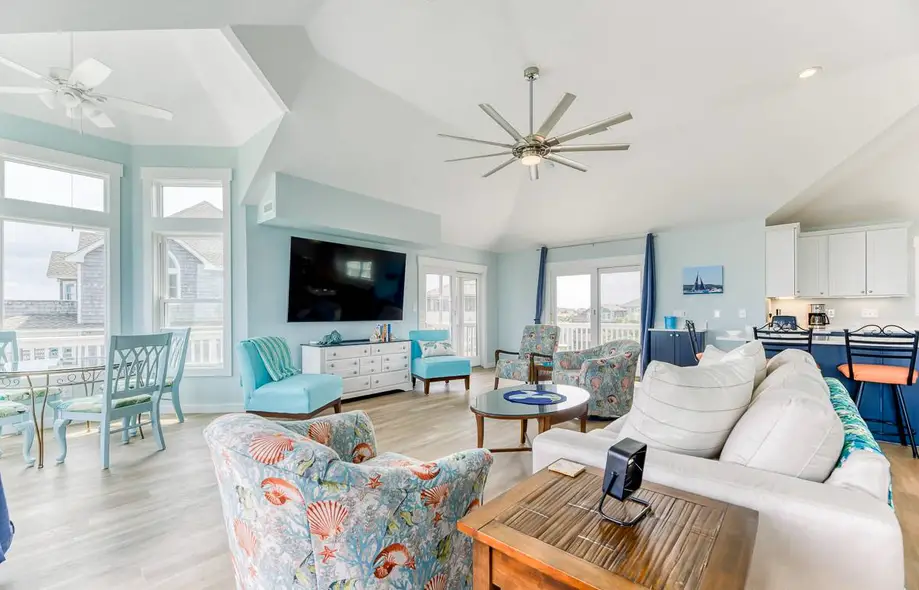 We Love The Beach S-102